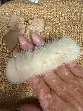 Linda Richards Mink Scrunchie; NWOT